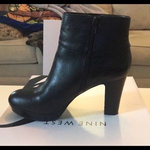 Nine West Black Leather Ankle Booties